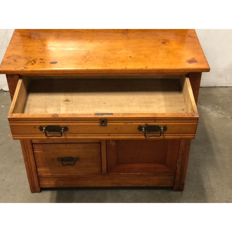 Vintage Antique Wood Dresser/Vanity 31in x 17in x 28in, Mirror 29in x 22in