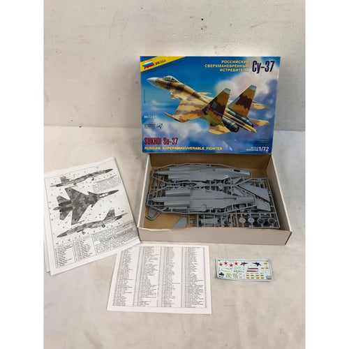 Zvezda Cy-37 Sukhoi Su-37 Russian Supermaneuverable Fighter 1:72 Model Kit