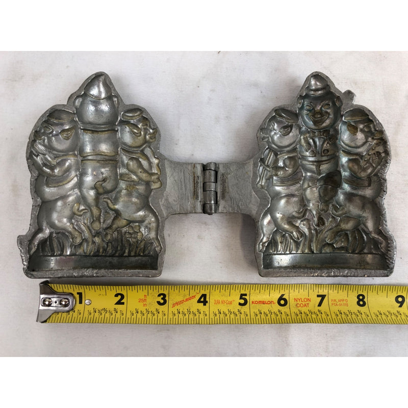 Three Little Pigs 1180 Vintage Pewter Ice Cream Mold E and Co NY Eppelsheimer