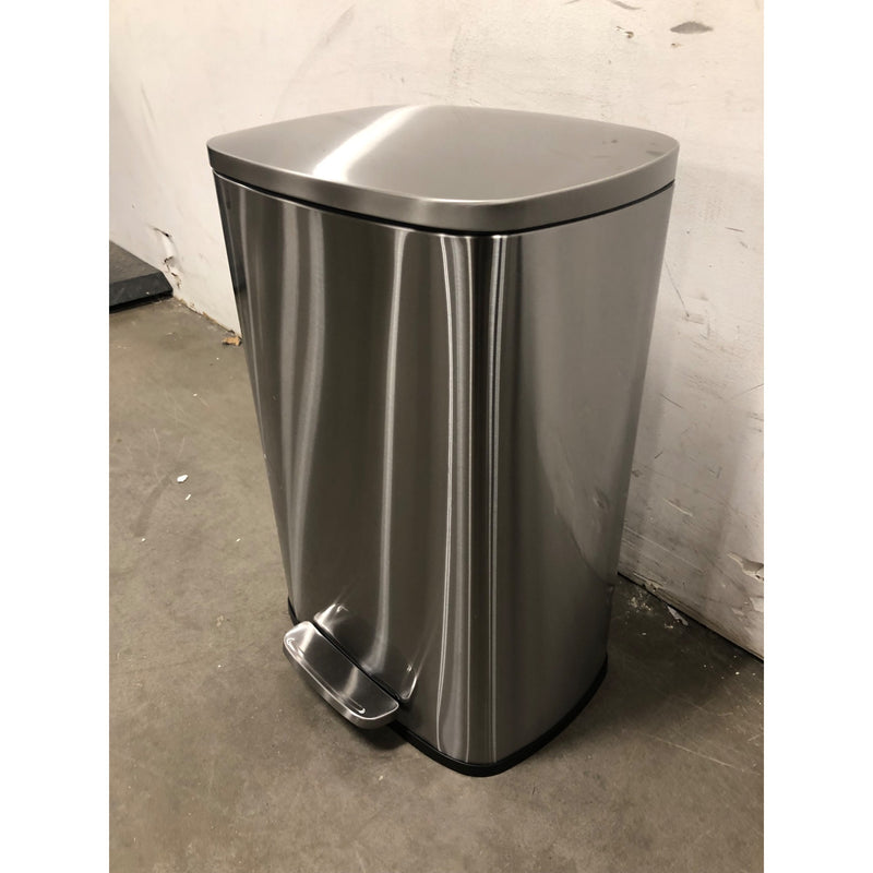 Qualiazero 13.2 Gallon Trash Can, Rectangular Step On Kitchen Trash Can, Silver